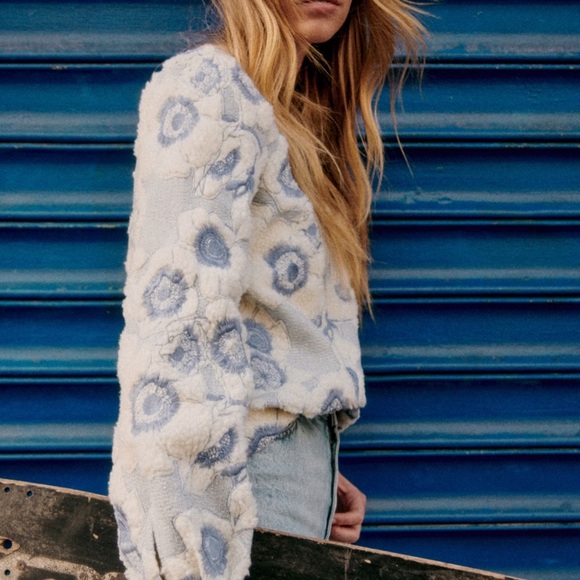 SEZANE - Harlem Sweatshirt/Sweater. Size 4. NWOT. Perfect condition. 100% lined. - Picture 2 of 10